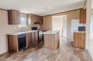 featured image of 565 Mustang Dr