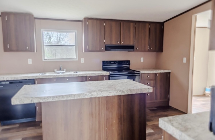 565 Mustang Dr - Photo 7 of 18