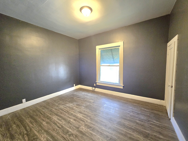 435 S 18Th St, Terre Haute - Photo 5 of 8