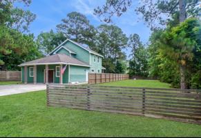 featured image of 4261 Carlene