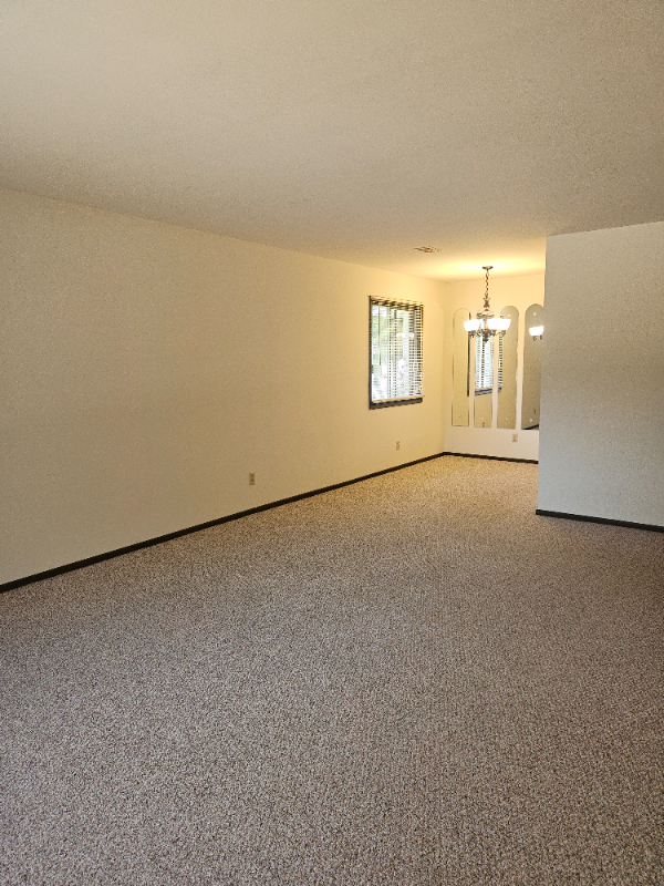 11828 W North Ave #8 - Photo 3 of 5