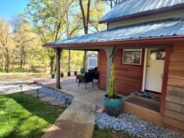 featured image of 6091 Dutch Mine Rd