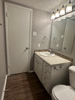 featured image of 2114 E Marshall Ave #218