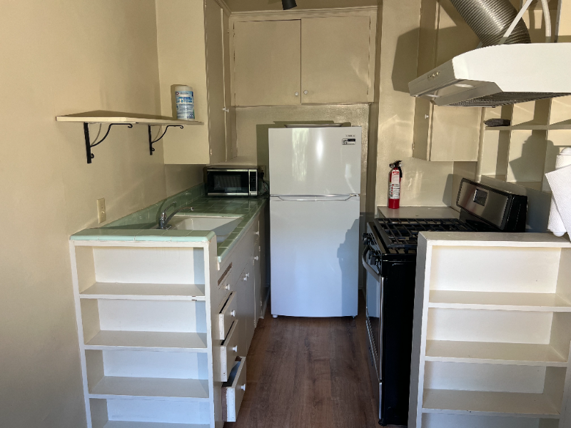 580 N Madison Ave #C - Photo 6 of 14