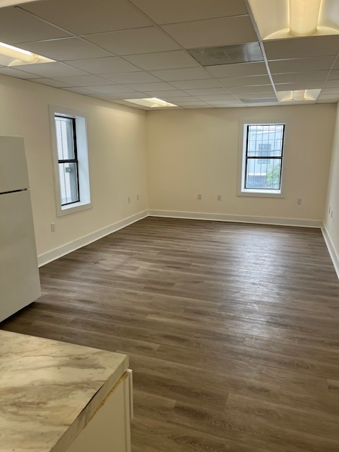 1610 7th St Nw #204 - Photo 3 of 7