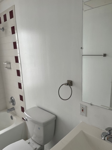 1610 7th St Nw #204 - Photo 6 of 7