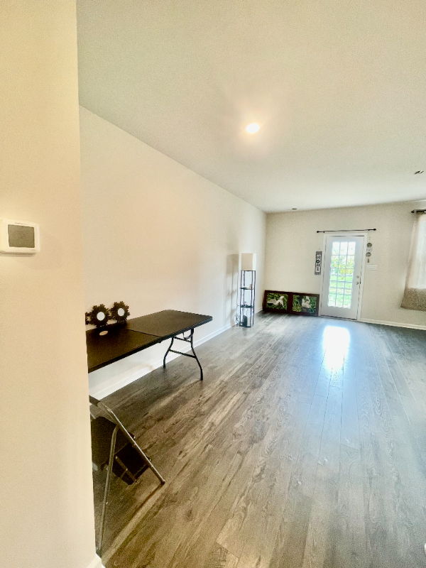 78 Arlotta St - Photo 3 of 14