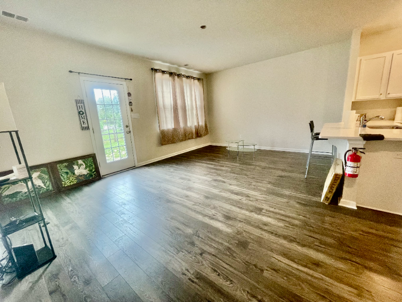 78 Arlotta St - Photo 4 of 14