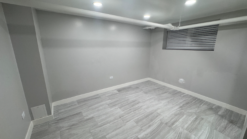 5454 W Berteau Ave #B - Photo 7 of 9