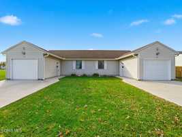 featured image of 711 Hart Ave #711