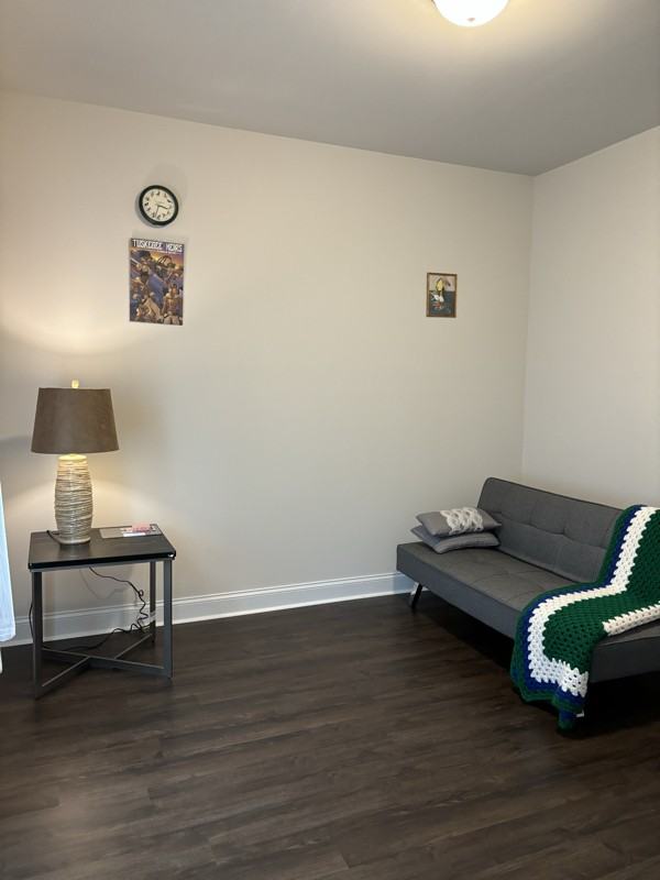 804 Green Oaks St - Photo 5 of 7