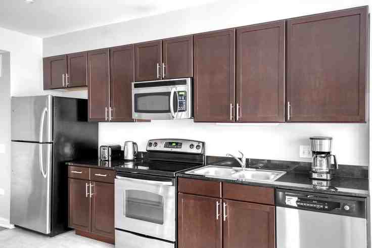 198 N Wells St - Photo 4 of 13