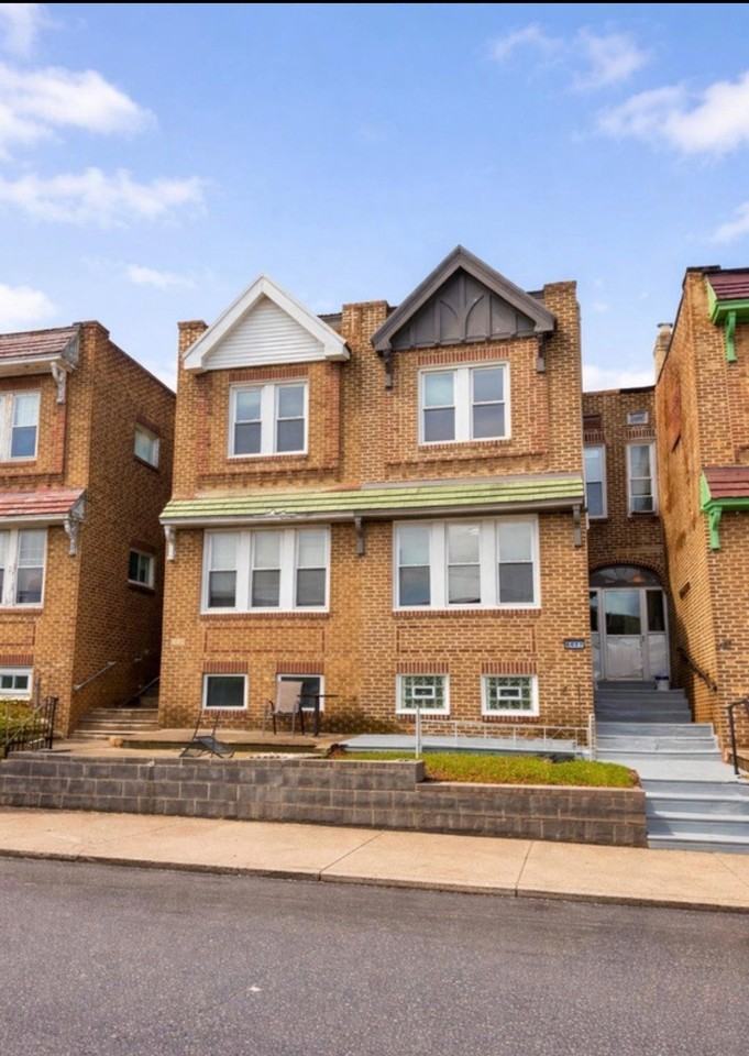 6617 Rutland St - Photo 2 of 9