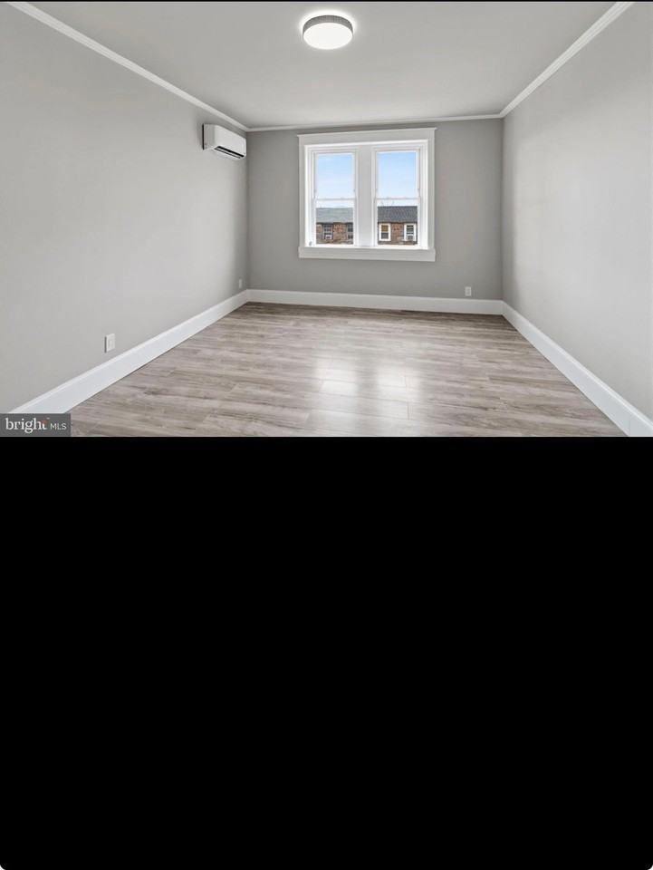 6617 Rutland St - Photo 4 of 9