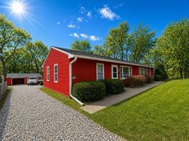 featured image of 930 6th St