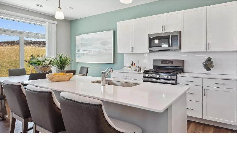 20065 62nd Pl - Photo 2 of 21