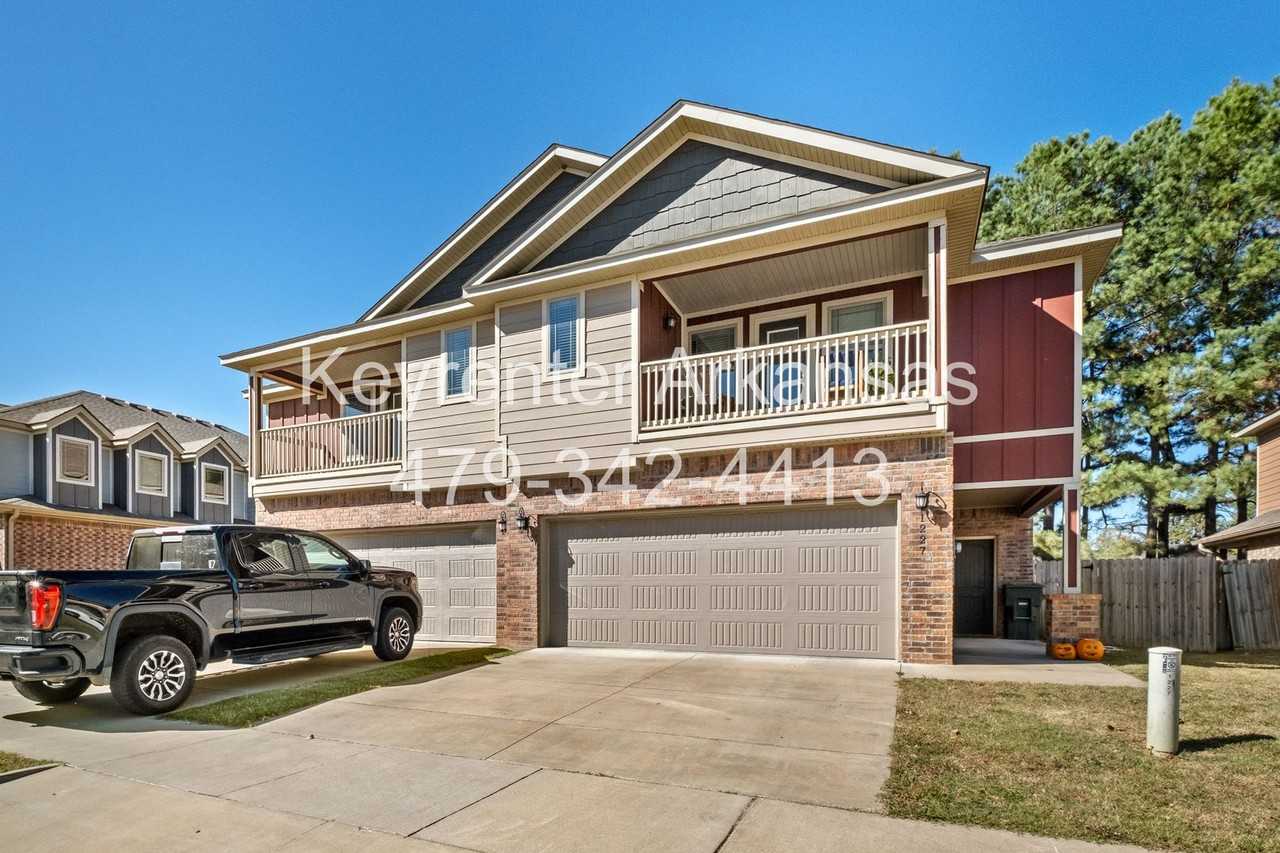 1225 N Sicily Ln #1227 - Photo 3 of 28
