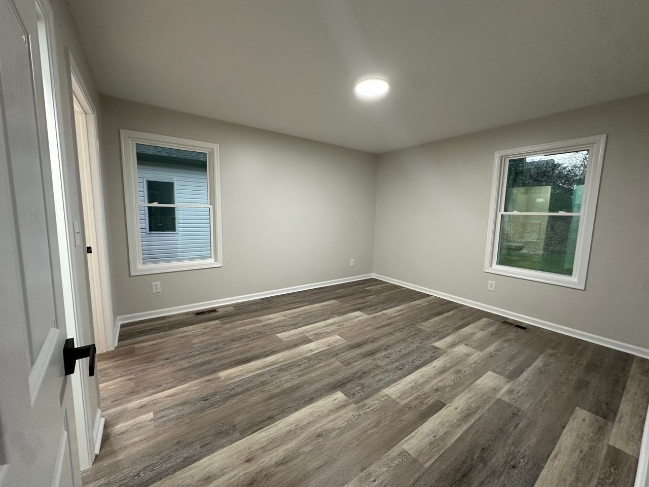 1415 Floyd St - Photo 7 of 19