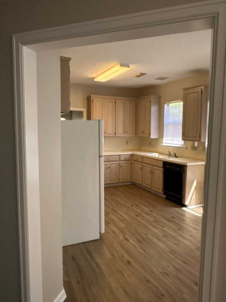 2009 Station Ct - Photo 5 of 19