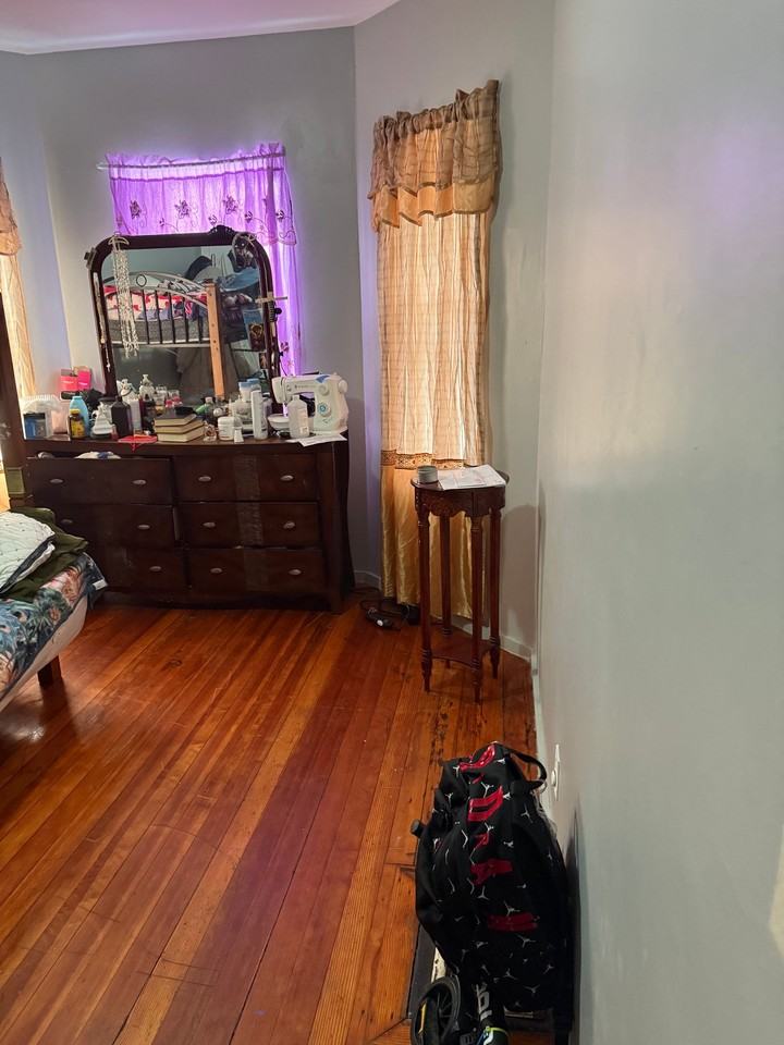 167 Walnut St #1 - Photo 7 of 8