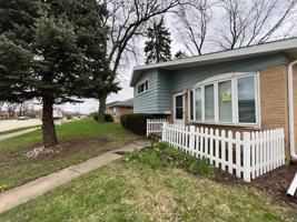 featured image of 11011 W Roosevelt Rd