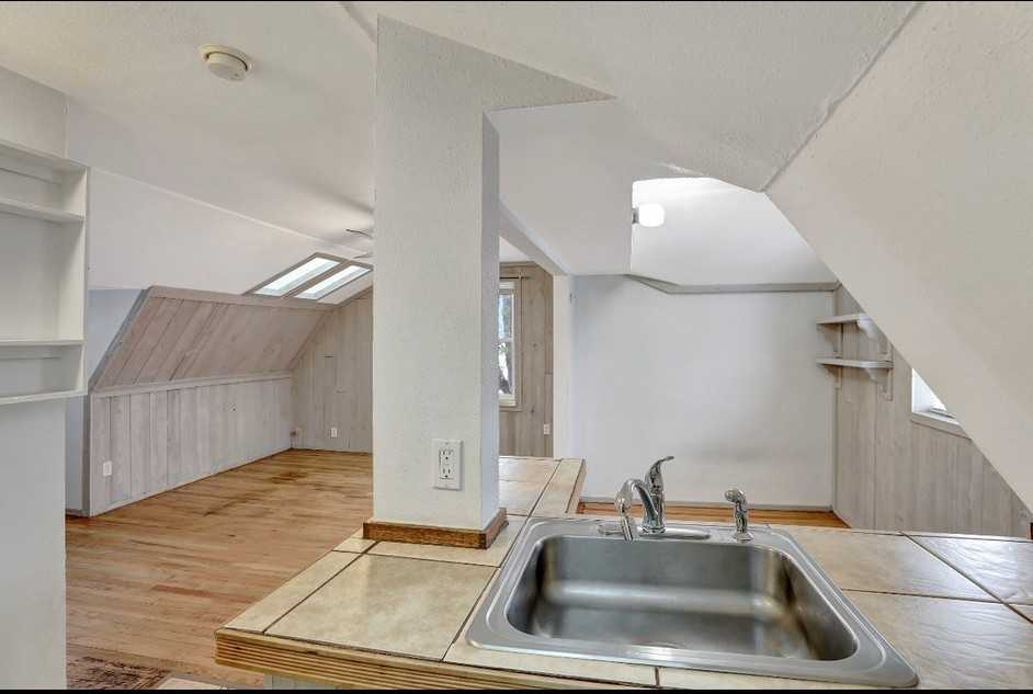 511 1/2 S Pennsylvania St #ADU - Photo 4 of 15