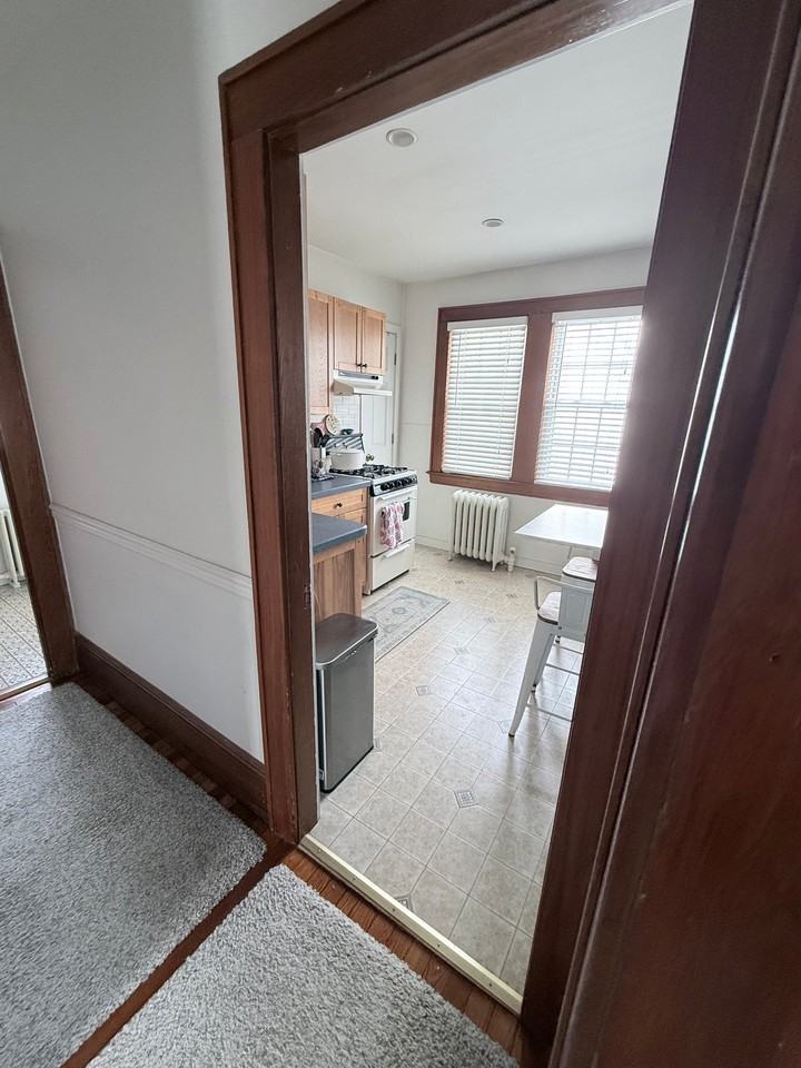 21 Cleveland St - Photo 6 of 25