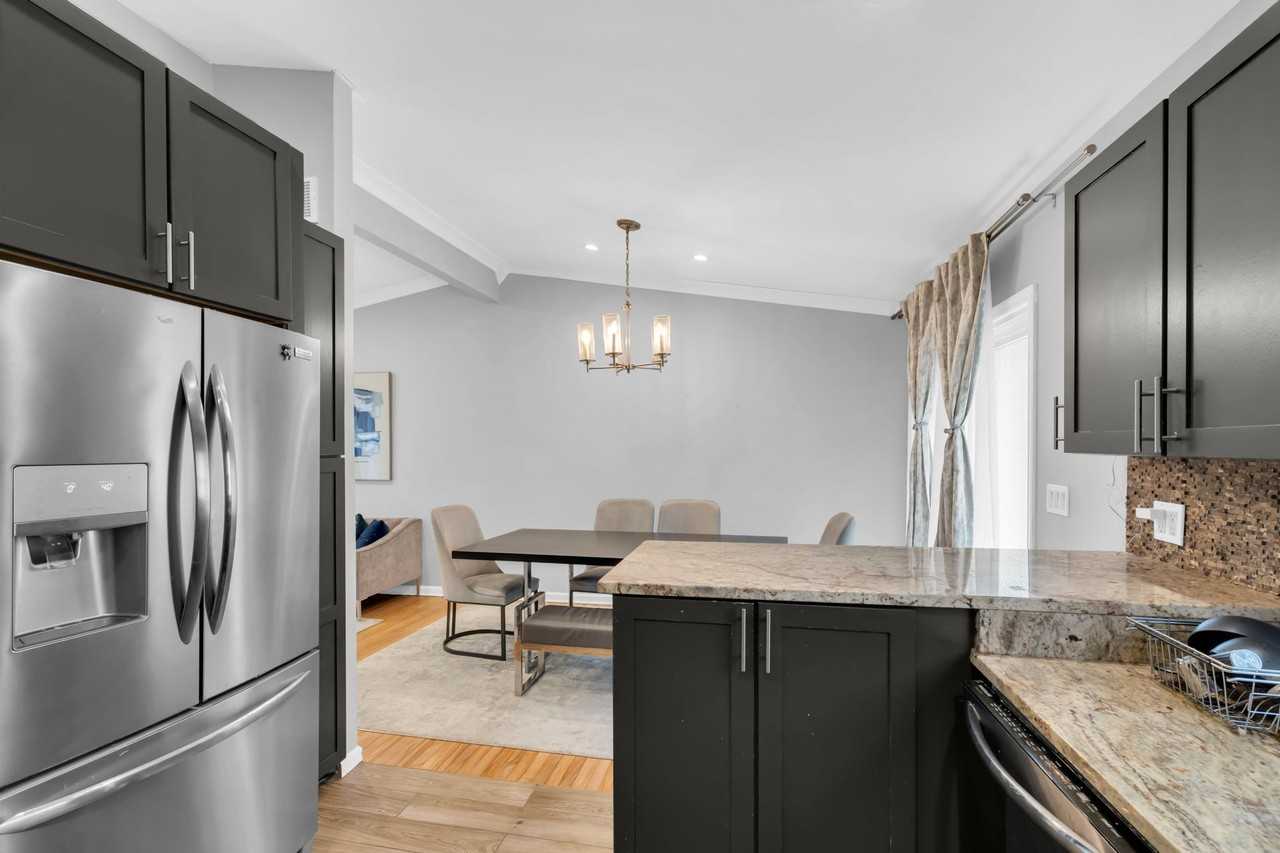 56 Grace Dr - Photo 7 of 16
