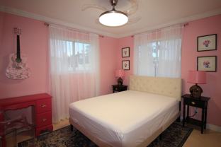 1031 N 74th Ter #3 - Photo 1 of 1