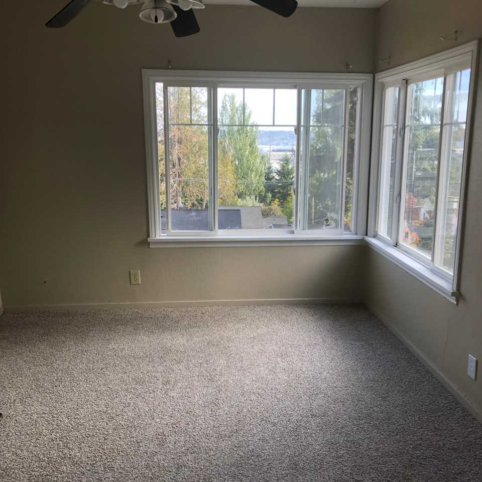 519 S Summit Ave - Photo 2 of 4