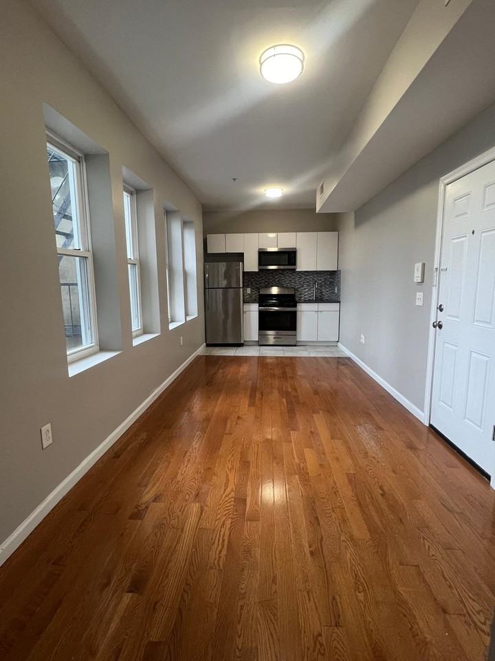 58 Steuben St #18 - Photo 3 of 7