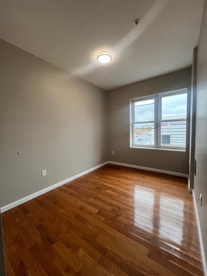 58 Steuben St #18 - Photo 5 of 7