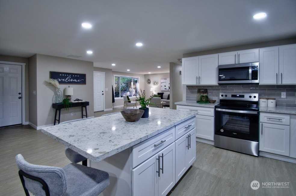 6720 Alder Glen Dr Se - Photo 6 of 20