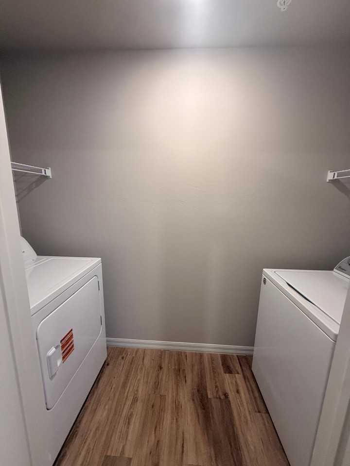 3335 Grant Cove Cir #304 - Photo 3 of 16