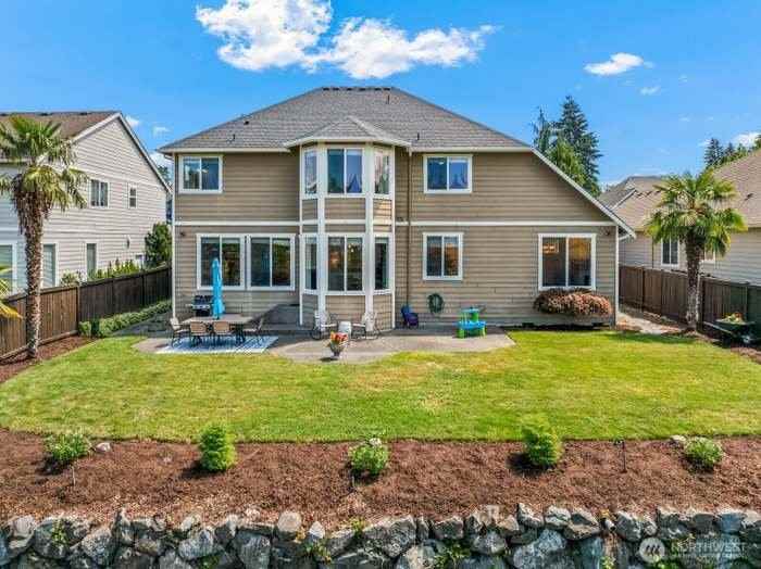 1004 23rd St Sw - Photo 2 of 18