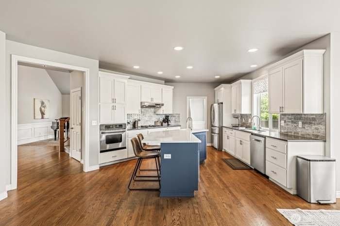 1004 23rd St Sw - Photo 3 of 18