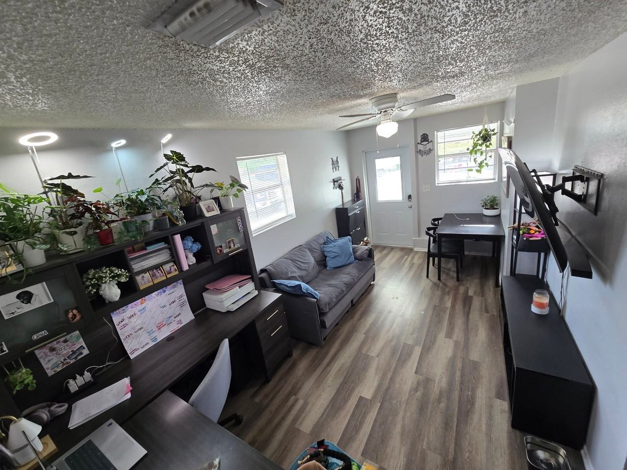 2915 36th Ave W - Photo 6 of 11