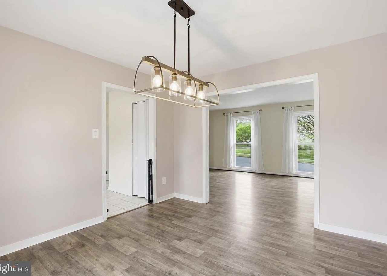 12903 Chalfont Ave - Photo 7 of 9