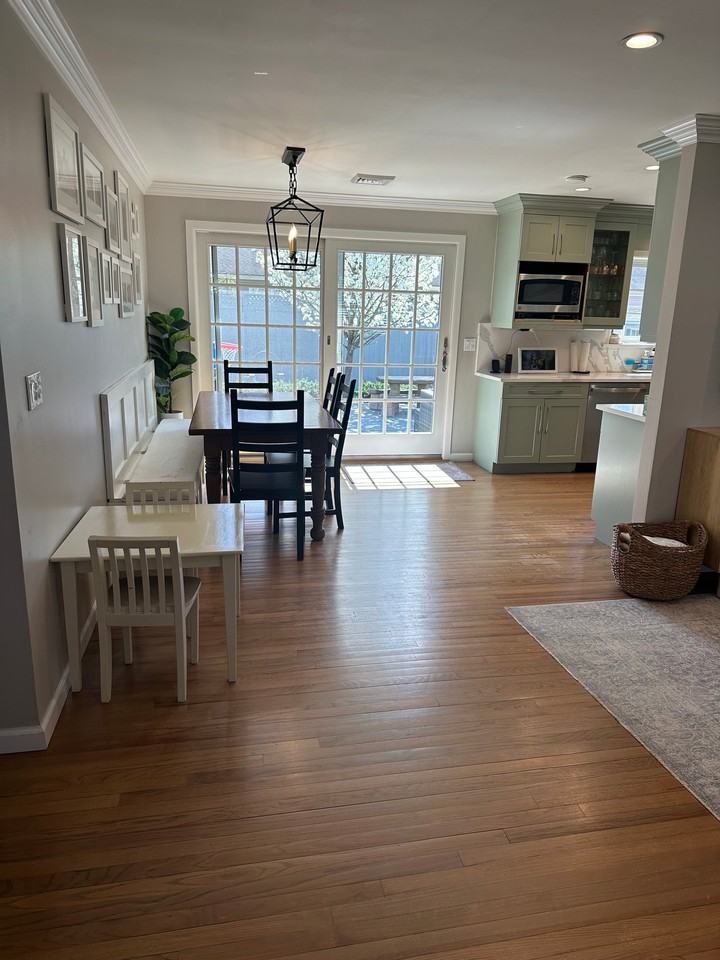 46 Asbury Ave - Photo 2 of 20