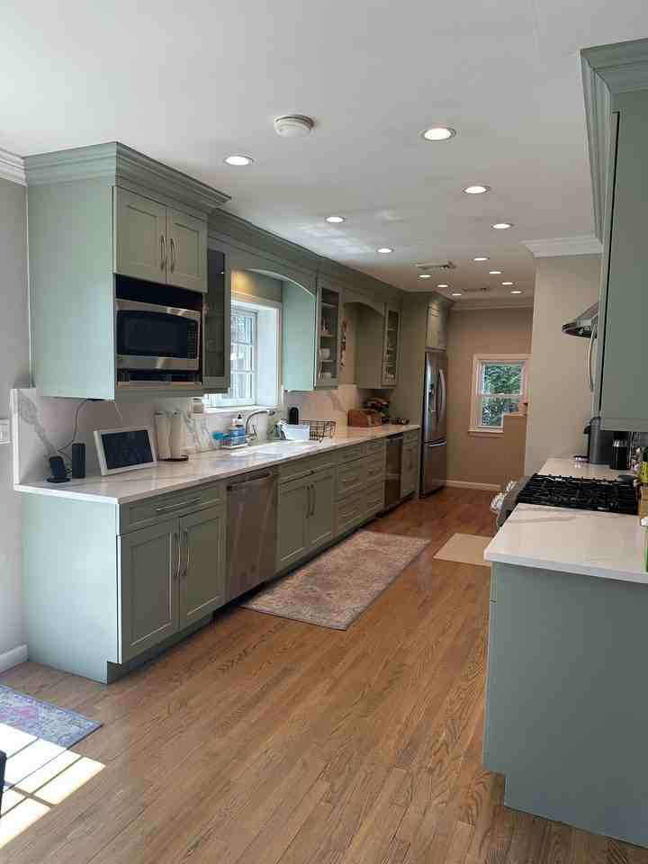 46 Asbury Ave - Photo 5 of 20