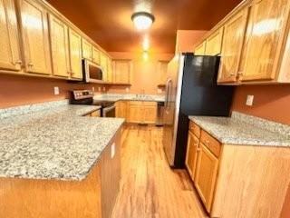 2391 Williams Dr - Photo 3 of 4