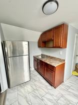 1048 Grove St #3 - Photo 1 of 1
