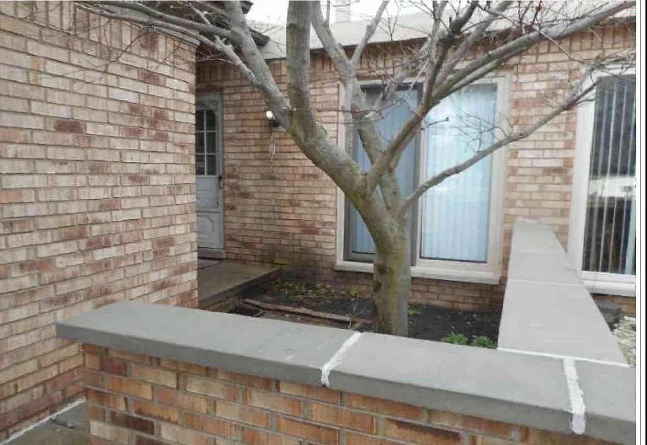 49760 Potomac Ct - Photo 2 of 11