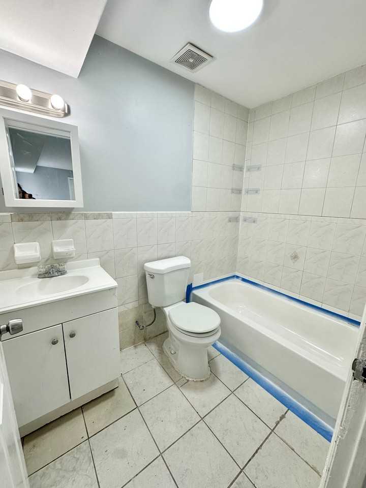 531 S 18th St #1 - Photo 6 of 7