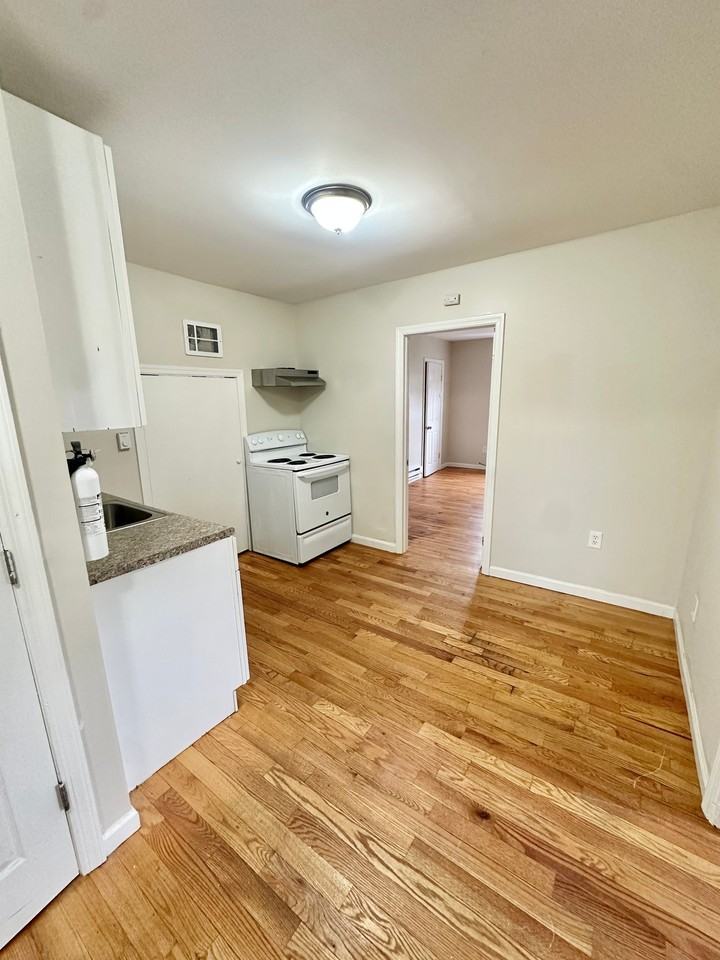 86 Stuyvesant Ave #3 - Photo 2 of 9