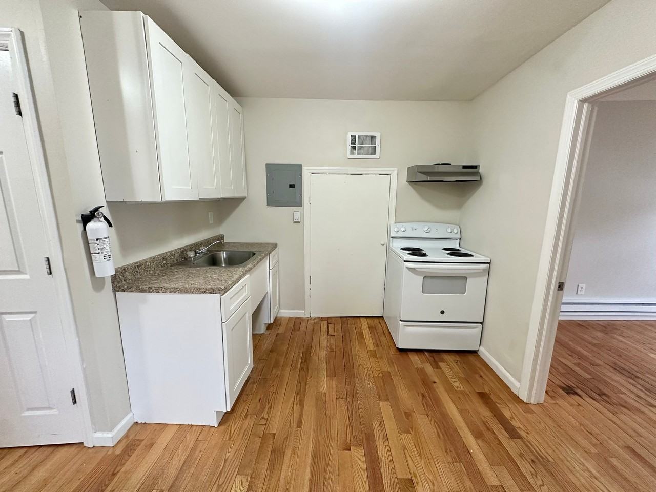 86 Stuyvesant Ave #3 - Photo 3 of 9