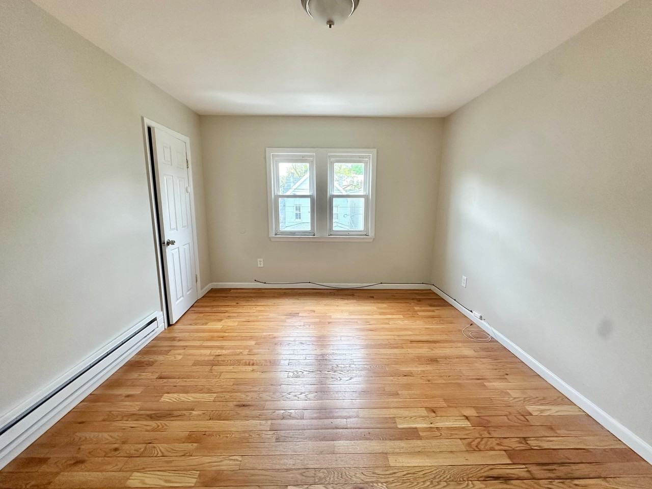 86 Stuyvesant Ave #3 - Photo 5 of 9