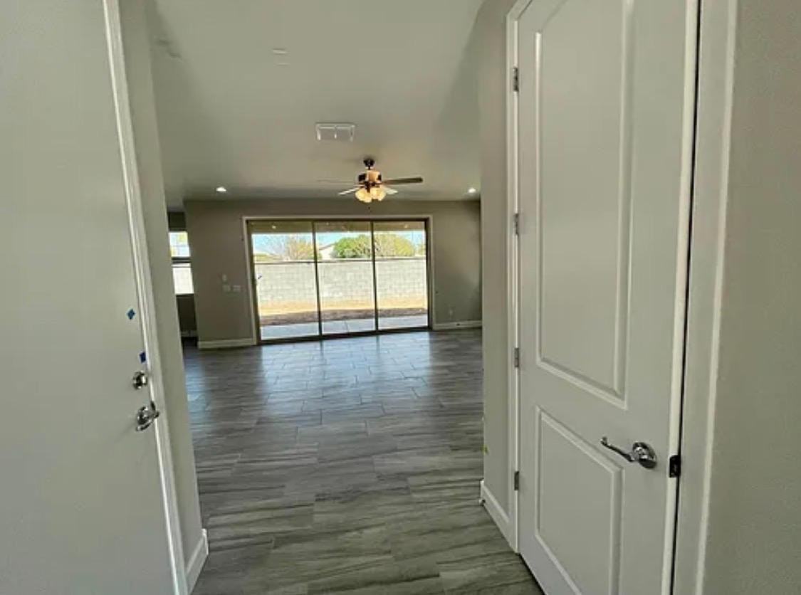 628 W Derringer Way - Photo 4 of 20