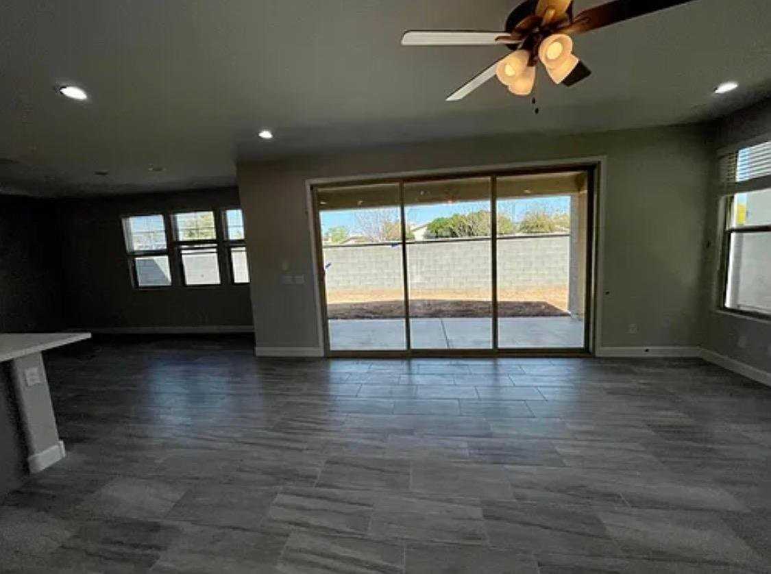 628 W Derringer Way - Photo 6 of 20