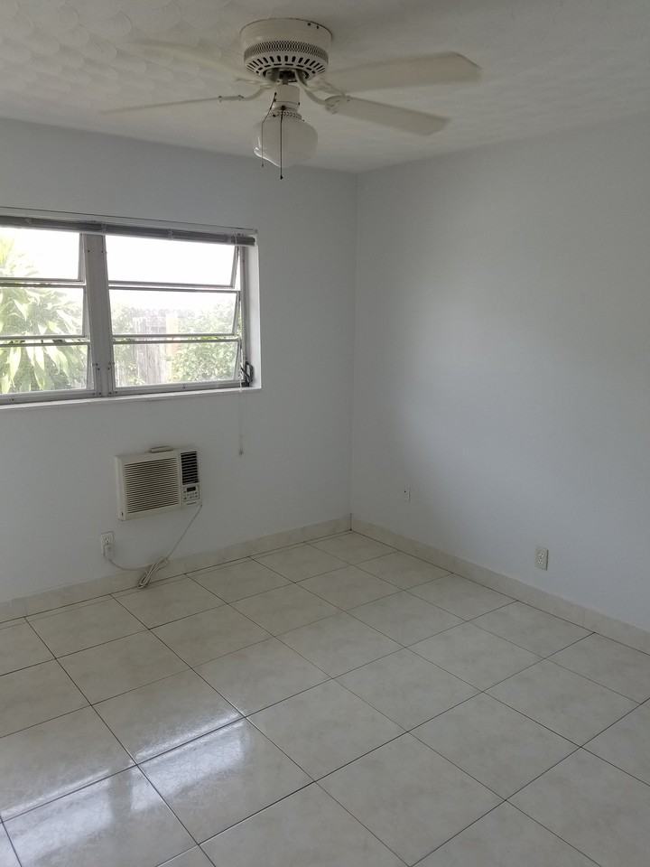 1408 Nestreet #2 - Photo 4 of 6
